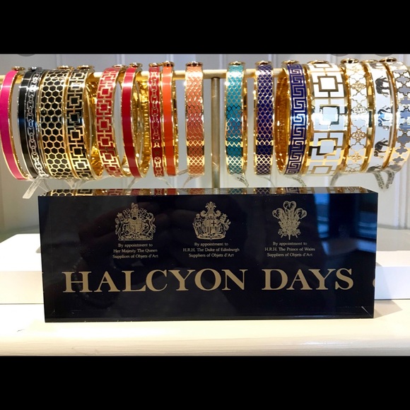 Meet your Posher, Sin! - Picture 4 of 6